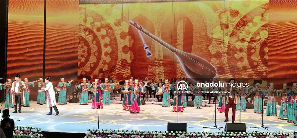 В Узбекистане состоялся концерт, приуроченный к 30-летию ТЮРКСОЙ