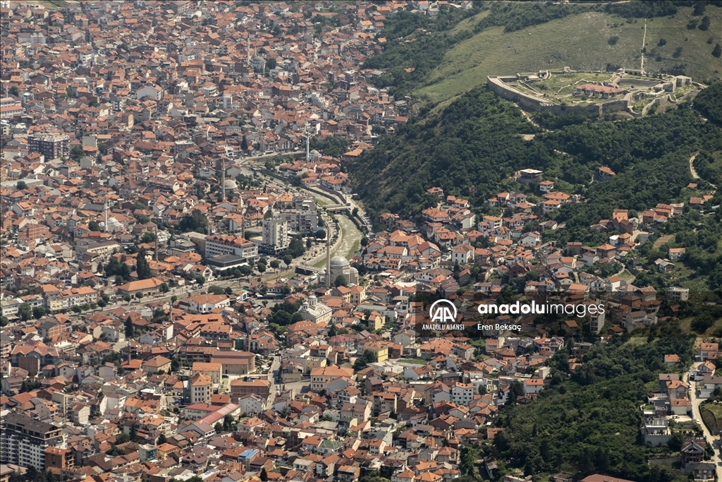 KFOR, Kosova'nın kuzeyinde güvenliği sağlamak için devriye faaliyetini sürdürüyor