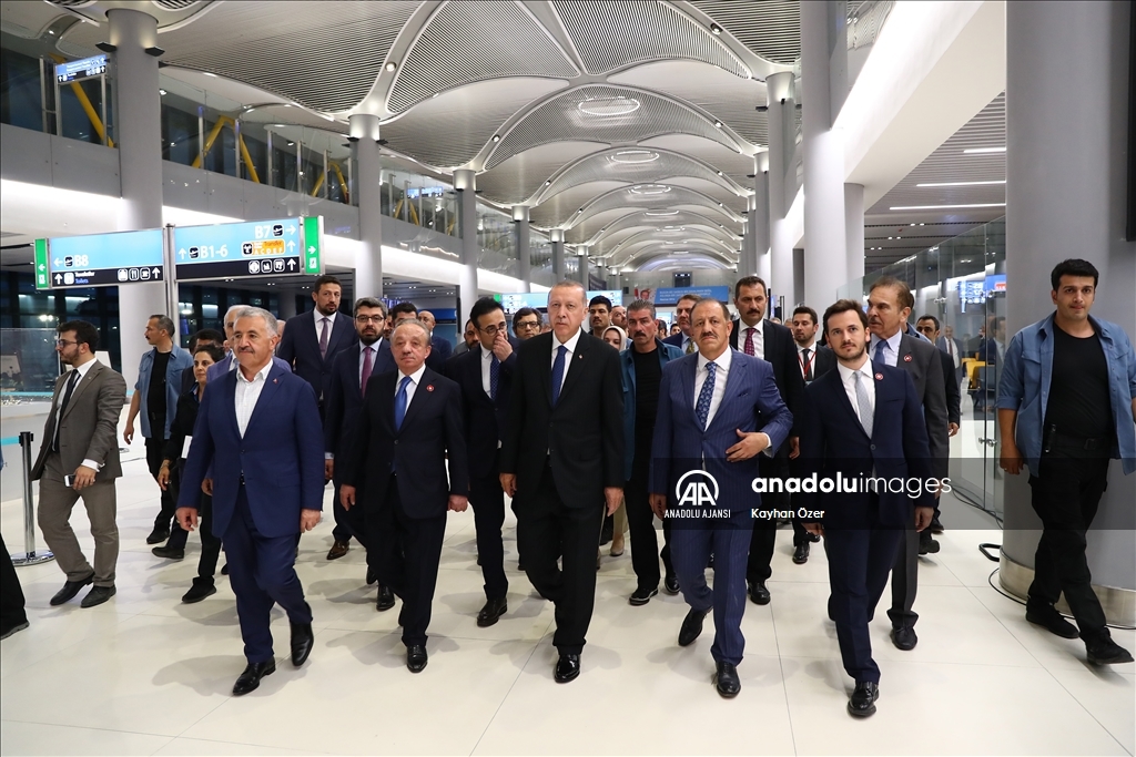 İstanbul Yeni Havalimanı'na ilk uçuşu Erdoğan'ın uçağı yaptı