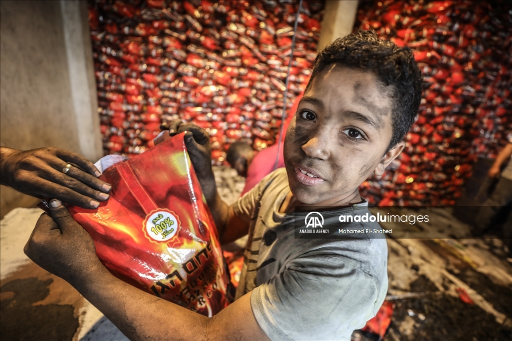 Угольщики в Египте трудятся в тяжелых условиях