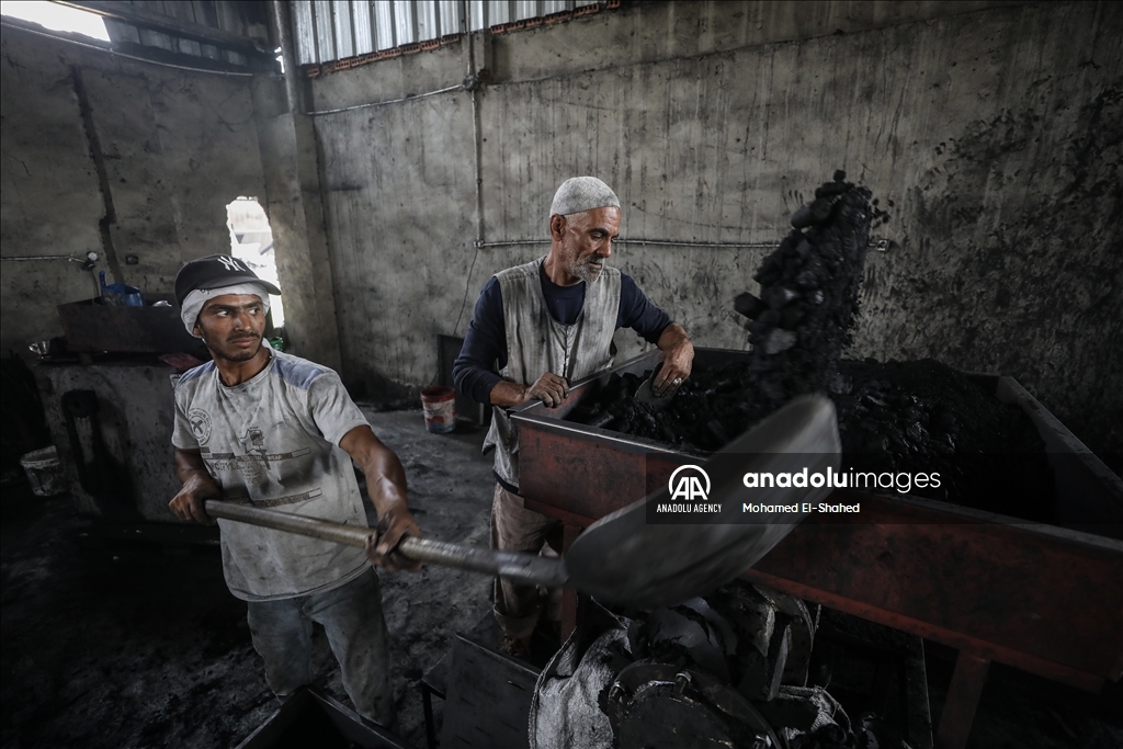Угольщики в Египте трудятся в тяжелых условиях