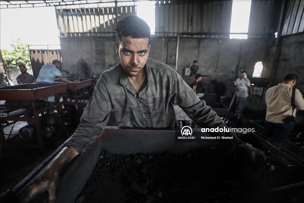 Угольщики в Египте трудятся в тяжелых условиях