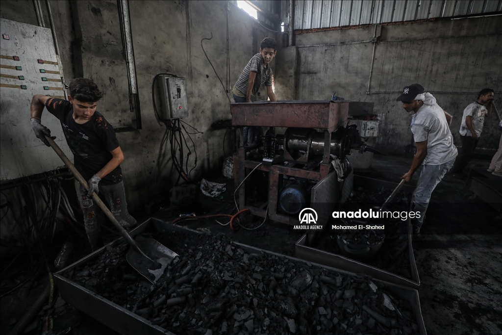 Угольщики в Египте трудятся в тяжелых условиях