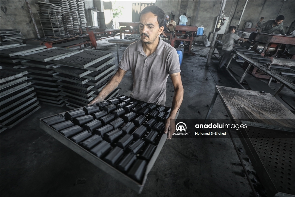 Угольщики в Египте трудятся в тяжелых условиях