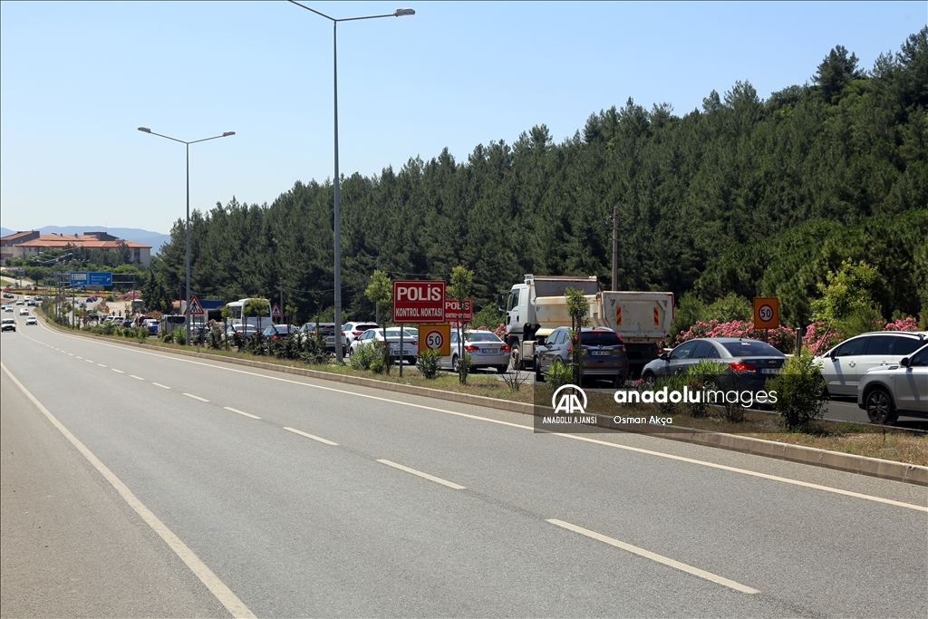 Muğla'da bayram tatili nedeniyle trafik yoğunluğu artıyor