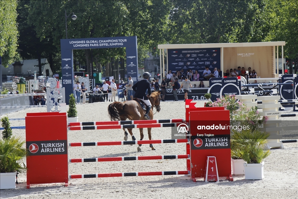 Binicilikte Longines Paris Eyfel engel atlama yarışı kapsamında THY ödülleri sahiplerini buldu