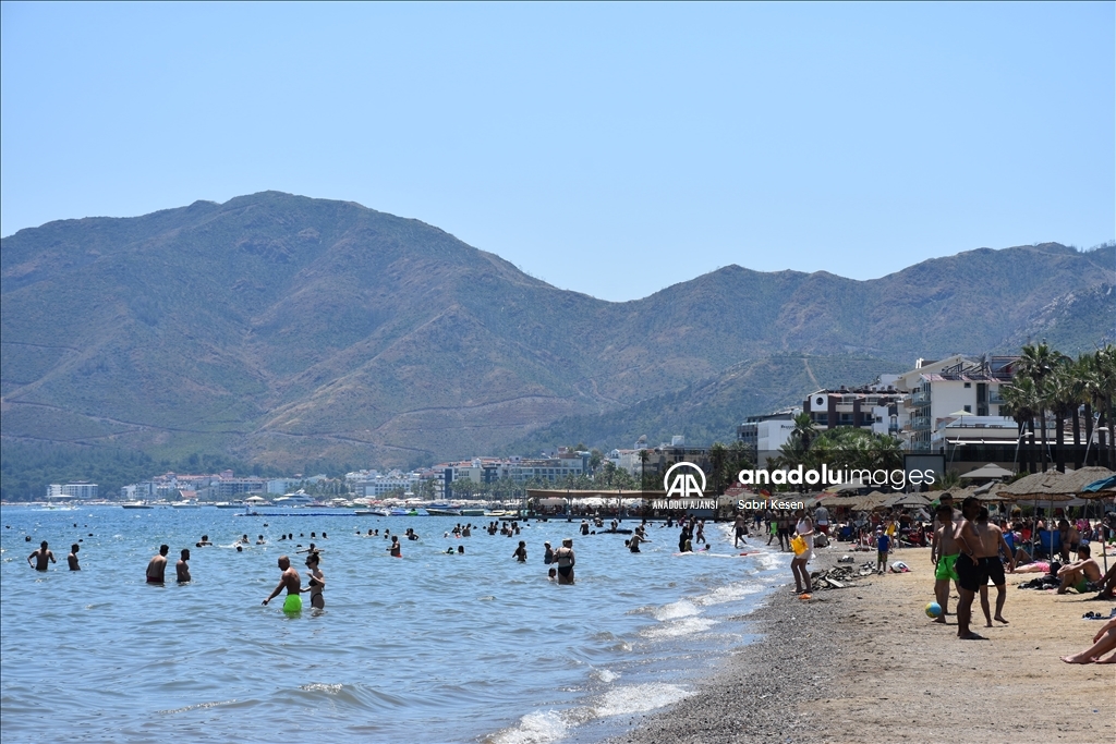 Muğla sahillerinde bayram tatili hareketliliği yaşanıyor