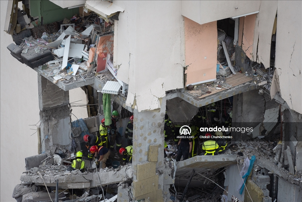 Kiev'de roketli saldırı