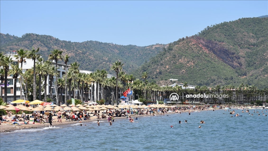 Muğla sahillerinde bayram tatili hareketliliği yaşanıyor