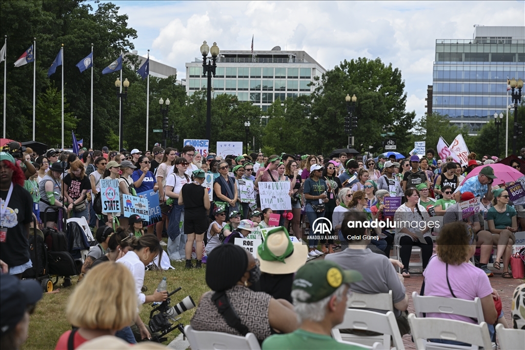Washington'da kürtaj yanlıları protesto düzenledi