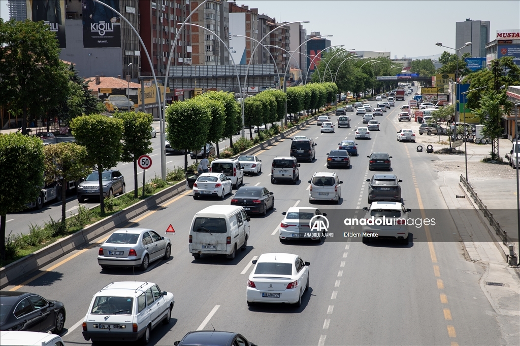 Başkent yollarında bayram yoğunluğu