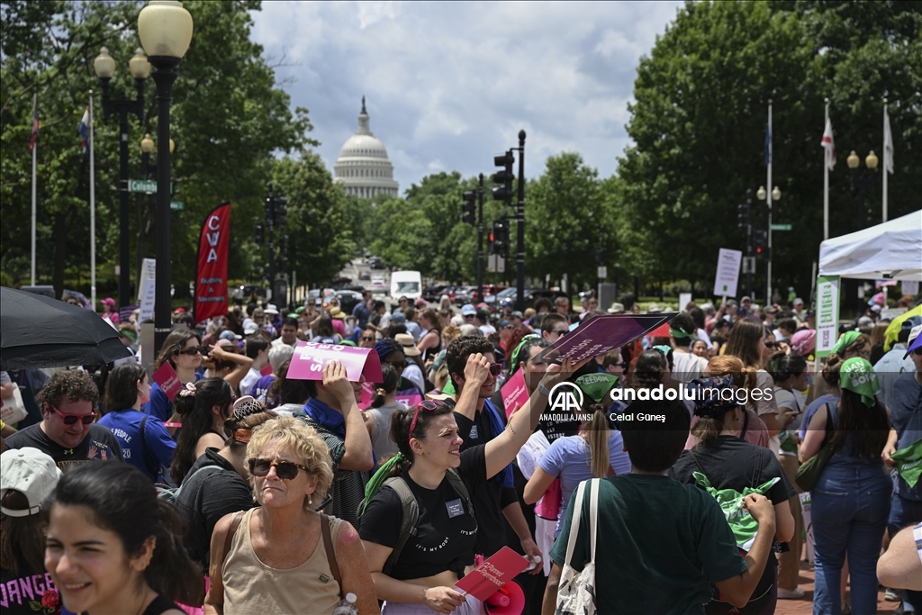 Washington'da kürtaj yanlıları protesto düzenledi