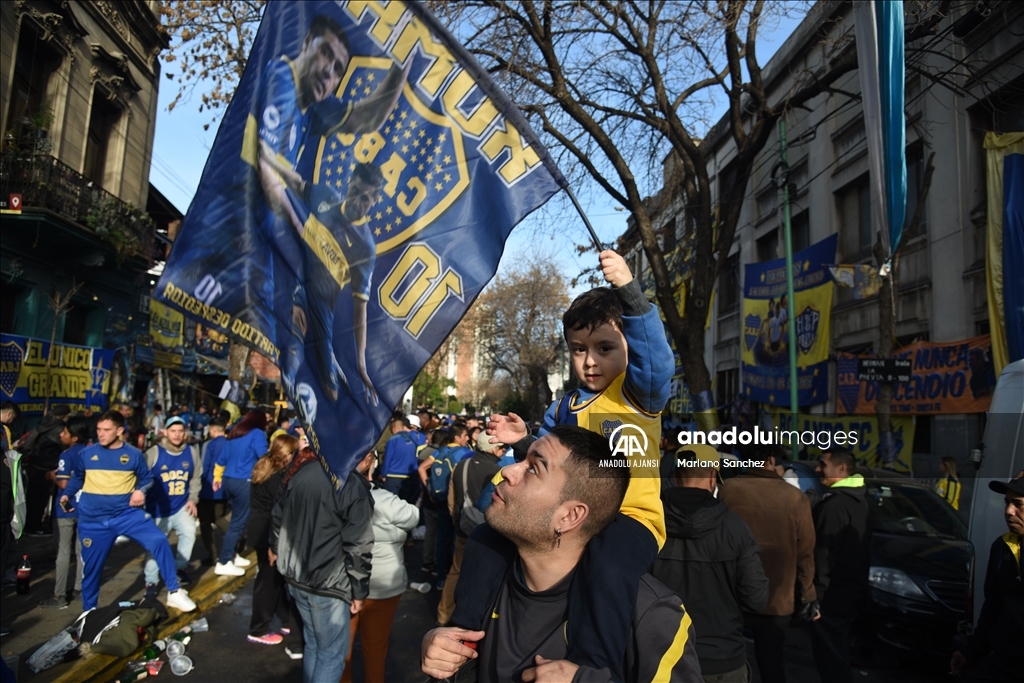 Arjantinli eski futbolcu Riquelme için veda maçı düzenlendi