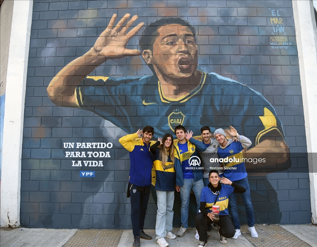 Arjantinli eski futbolcu Riquelme için veda maçı düzenlendi