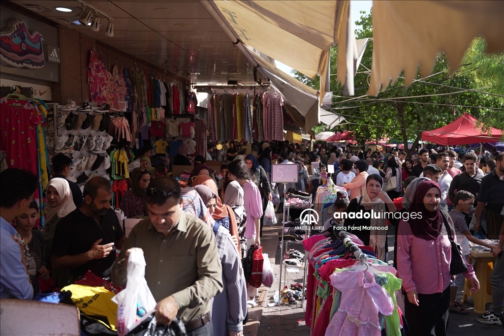 Süleymaniye'de çarşı ve pazarlarda bayram hareketliliği yaşanıyor