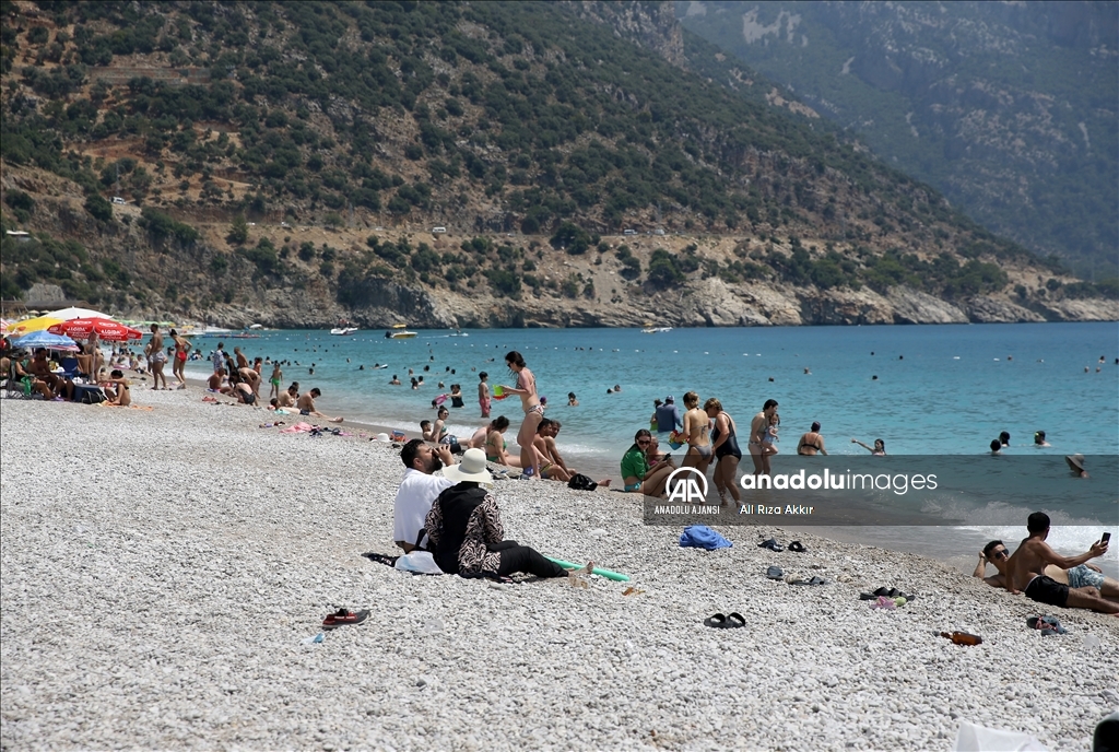 Muğla sahillerinde bayram tatili yoğunluğu yaşanıyor