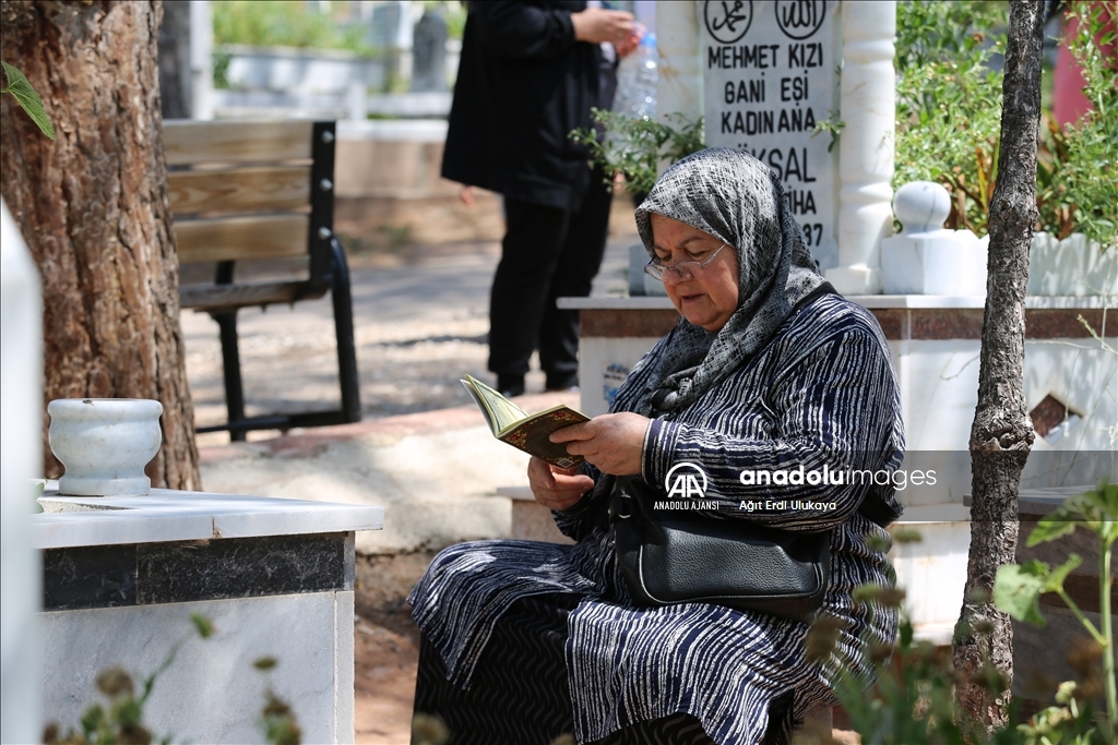 Aksaray'da Kurban Bayramı arifesinde şehitlikler ziyaret edildi