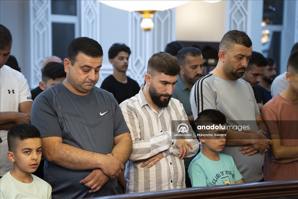 Duhok'ta Kurban Bayramı namazı kılındı