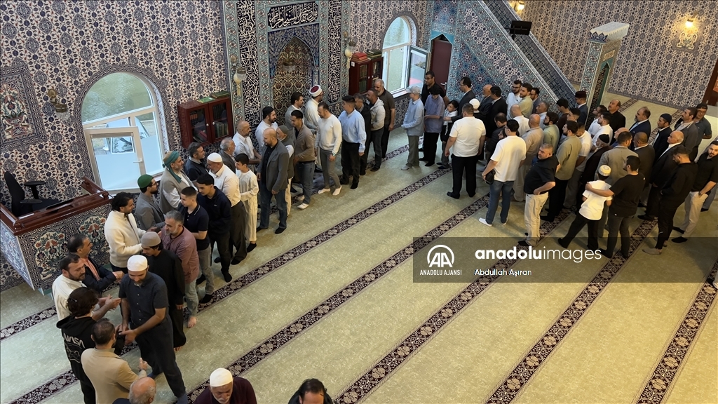 Hollanda’da Kurban bayram namazı kılındı