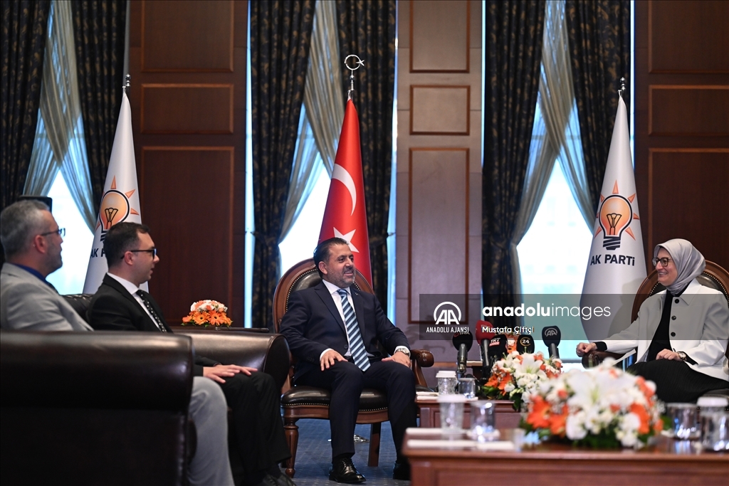 AK Parti Genel Merkezi'nde bayramlaşma ziyaretleri
