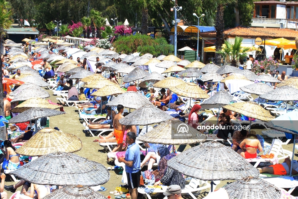 Muğla sahillerinde bayramın ikinci gününde de yoğunluk yaşandı