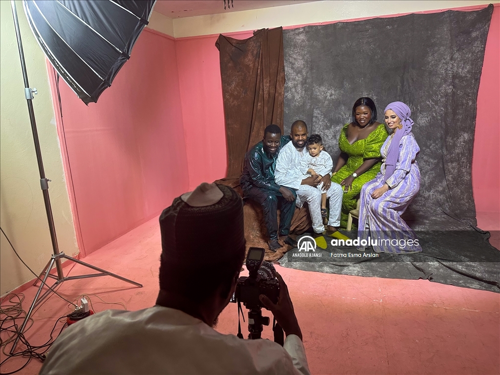 Senegal'de genç fotoğrafçıların yaşattığı bayram geleneği: "Ndewendeul"
