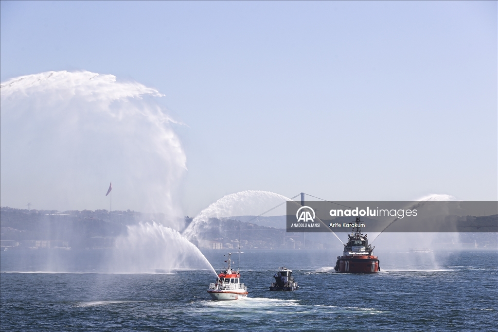 Denizcilik ve Kabotaj Bayramı'nın 97'nci yıl dönümü İstanbul'da kutlandı
