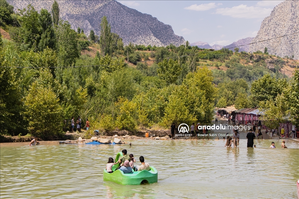نزیكەی ١٠٠ هەزار گەشتیار سەردانی ناوچە گەشتیارییەكانی دهۆک-يان كردووه