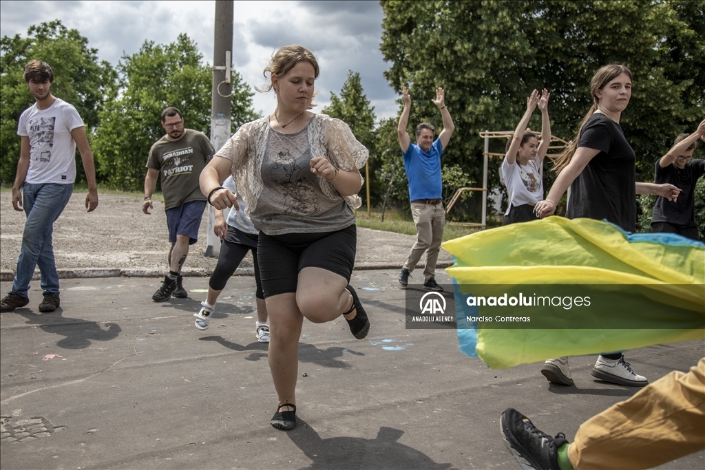 Dance therapy for teenagers and kids in Kharkiv