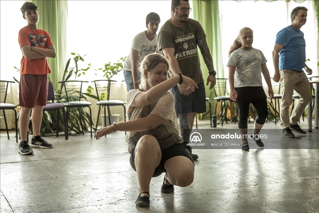 Dance therapy for teenagers and kids in Kharkiv