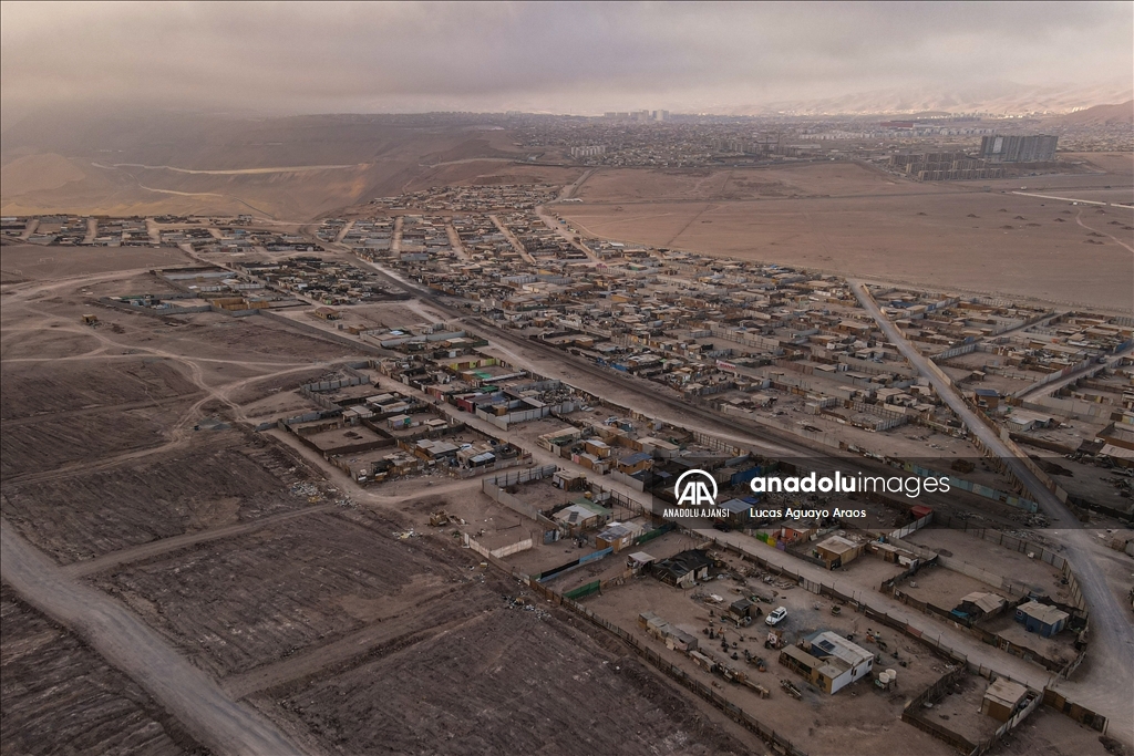 Şili'deki Atacama Çölü'nde tonlarca çöp birikti