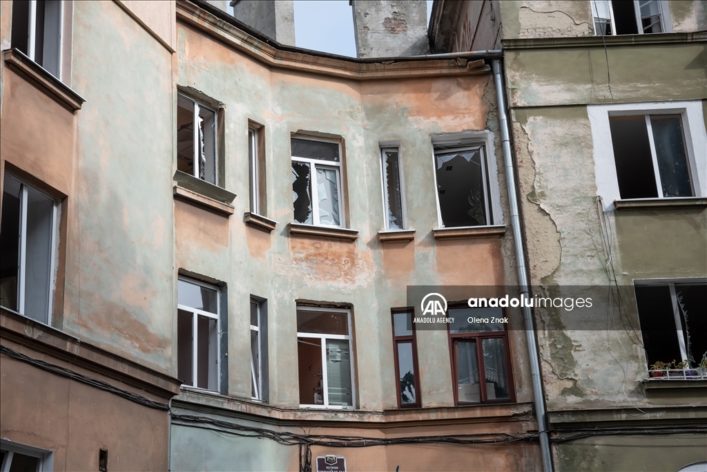 4 people died as a result of Russian missile hitting an apartment in Lviv