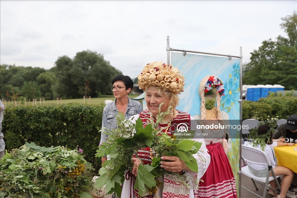 Belarus'ta yaz gün dönümü festivali ''İvan Kupala'' kutlandı