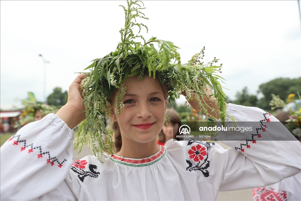Belarus'ta yaz gün dönümü festivali ''İvan Kupala'' kutlandı