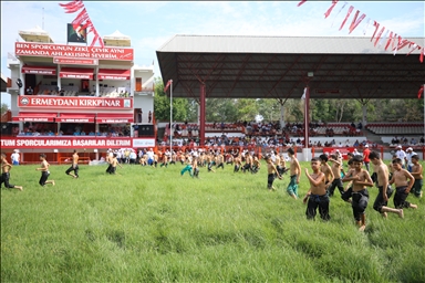 Turkiye: Počeo festival hrvanja u Kirkpinaru