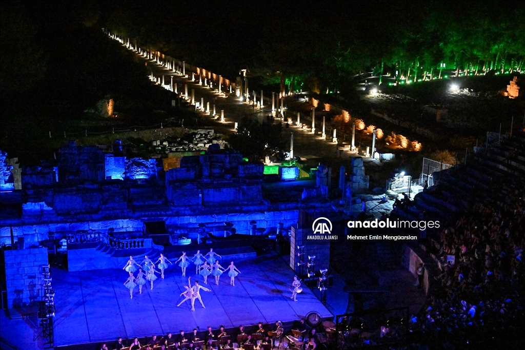 Uluslararası Efes Opera ve Bale Festivali'nde hedef "turist seyirci"