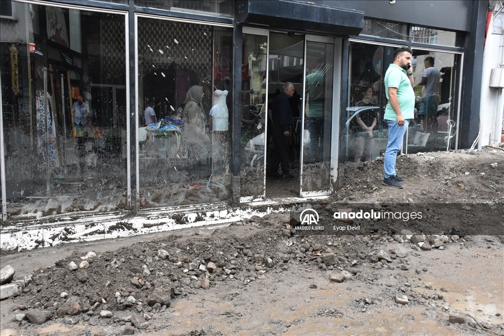 Ordu'da sağanağın yol açtığı tahribat gideriliyor