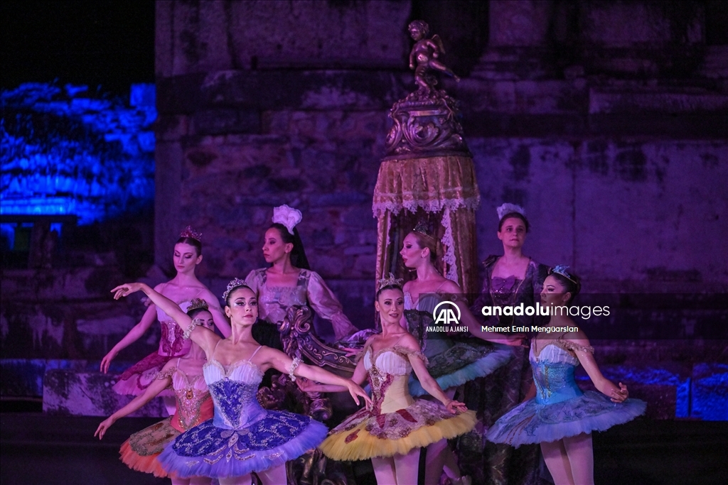 Uluslararası Efes Opera ve Bale Festivali'nde hedef "turist seyirci"
