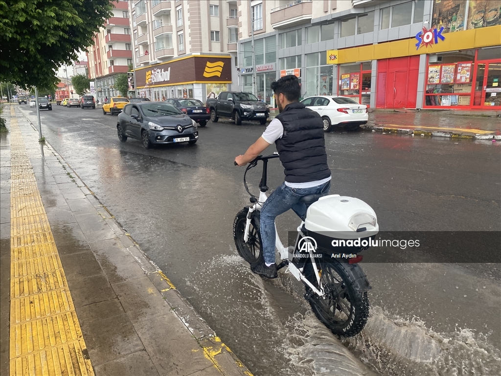 Ardahan'da sağanak etkili oldu
