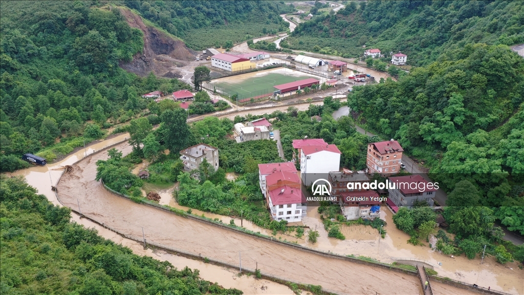 Giresun'da şiddetli yağış etkili oluyor