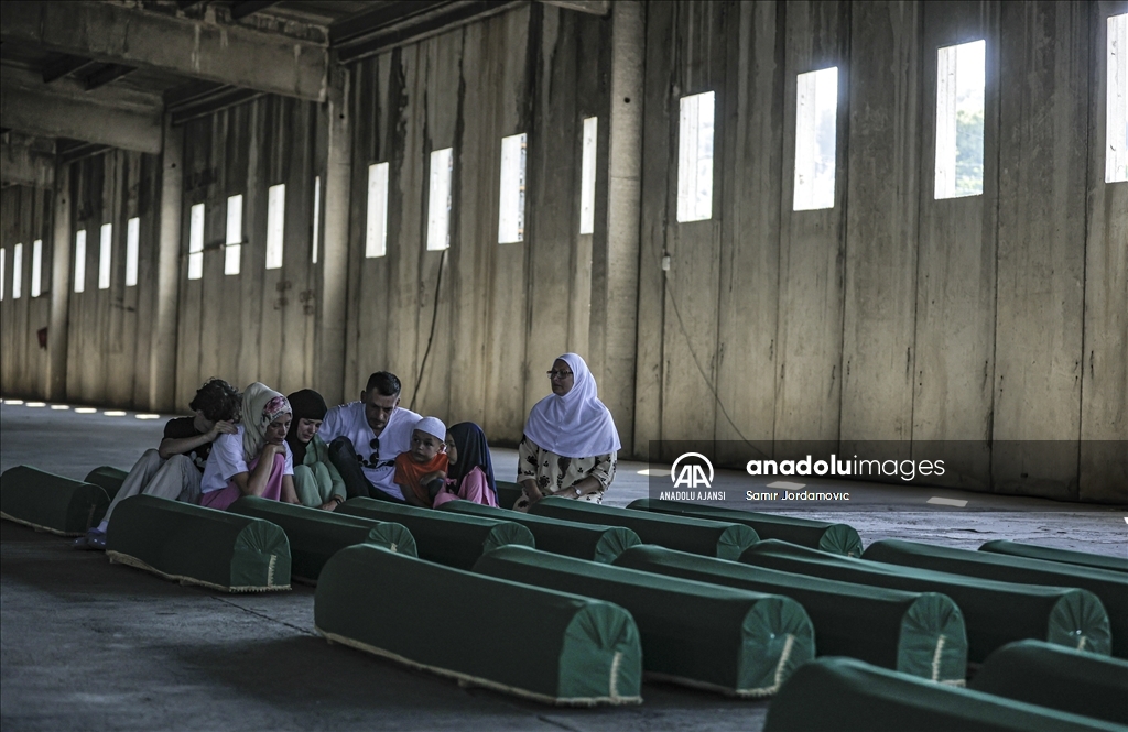 Srebrenitsa soykırımının 28. yılı