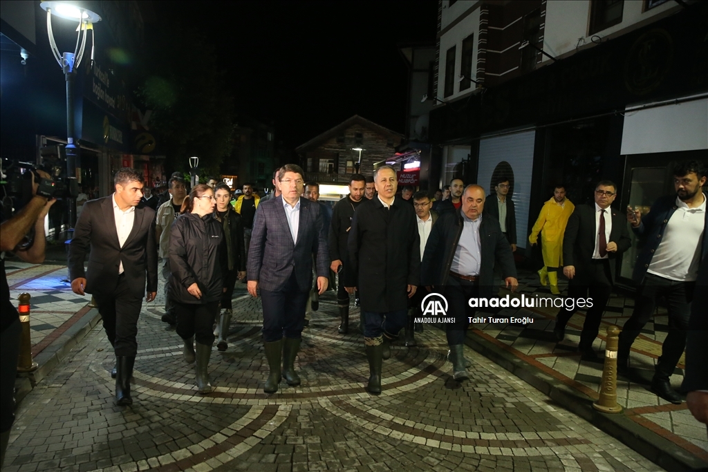 Bakanlar Yerlikaya ve Tunç, Bartın'da