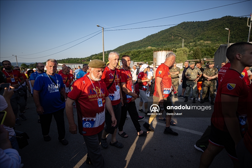 پایان «راهپیمایی صلح» یادبود نسل‌کشی سربرنیتسا