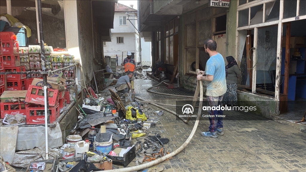 Zonguldak'ta selin ardından hasar tespit çalışmaları yapılıyor