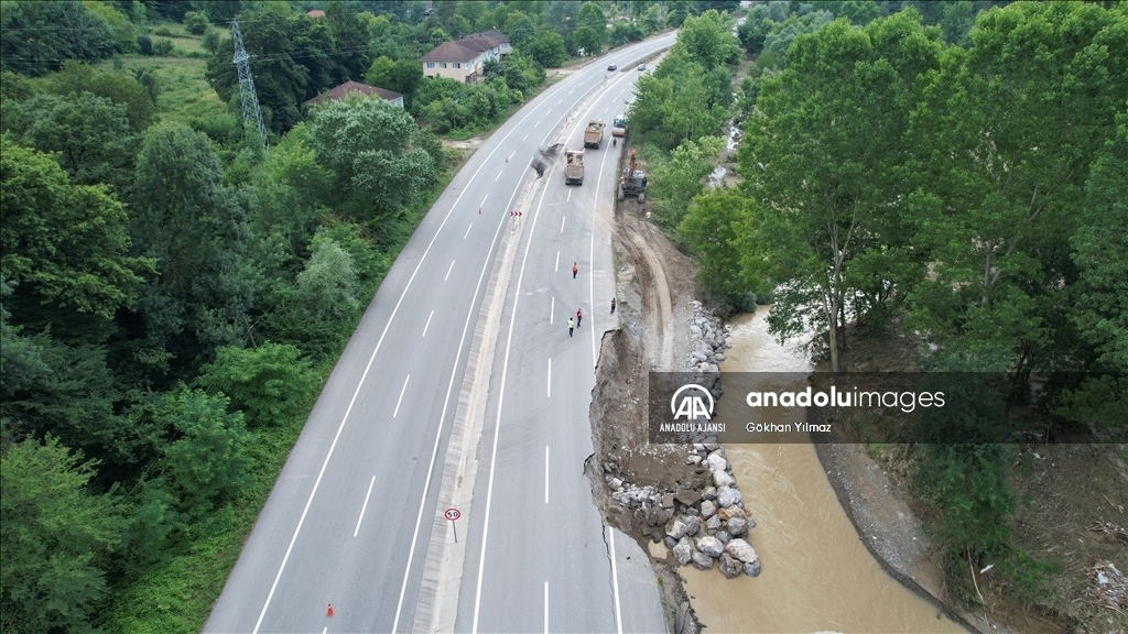 Zonguldak'ta selin ardından hasar tespit çalışmaları yapılıyor