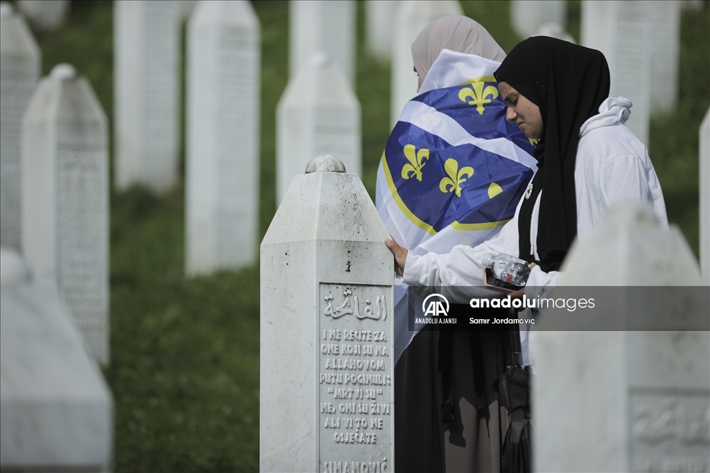 Srebrenitsa soykırımının 30 kurbanı daha bugün toprağa verilecek