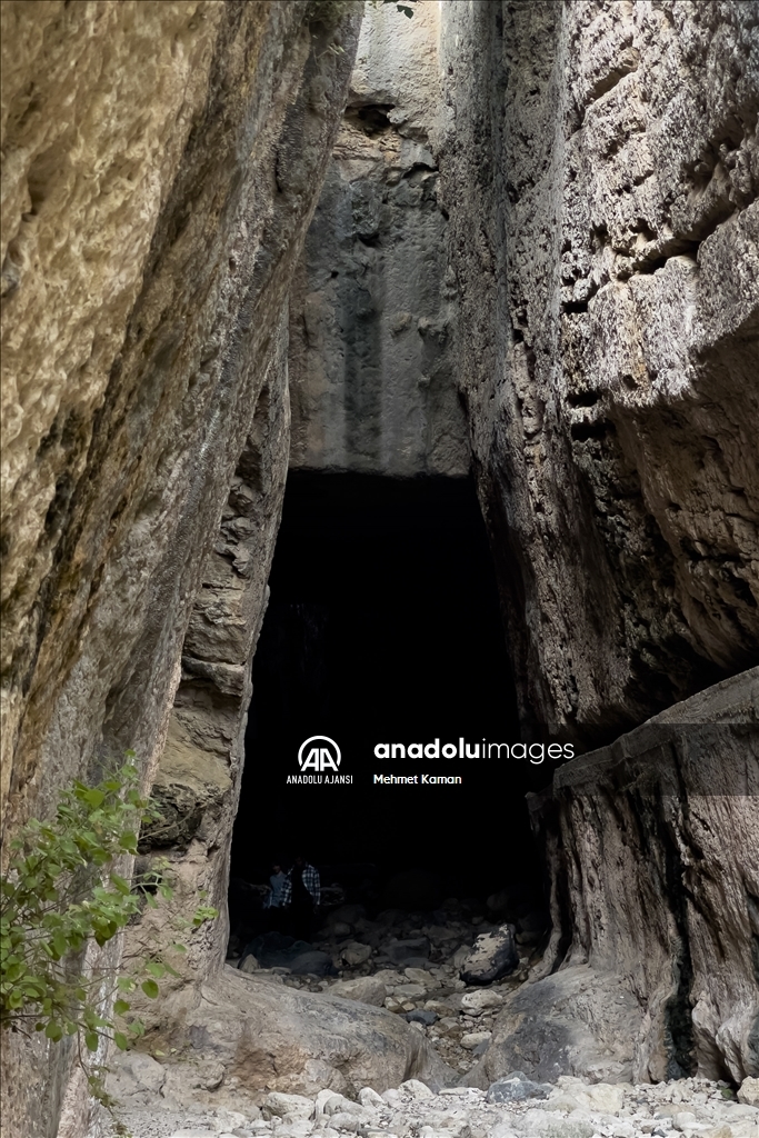 Hatay'daki Titus Tüneli ve Beşikli Mağara FPV dronla görüntülendi