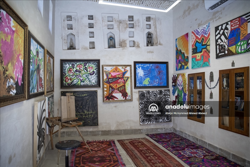 Tarihi Erbil Kalesi hat, seramik ve resim gibi sanatlara ev sahipliği yapıyor