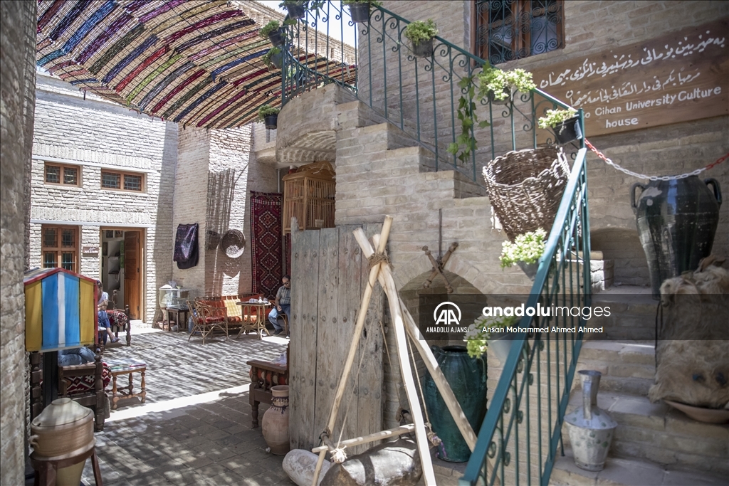 Tarihi Erbil Kalesi hat, seramik ve resim gibi sanatlara ev sahipliği yapıyor