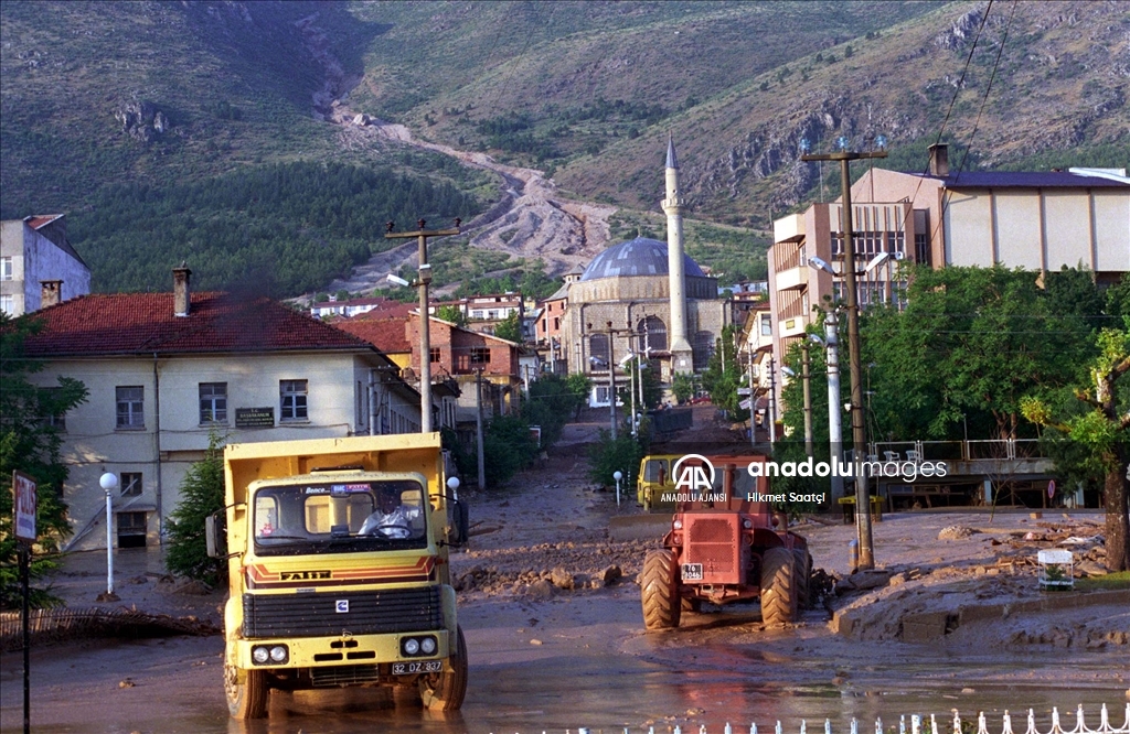 Senirkent'te sel felaketi